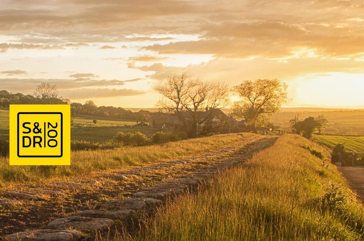 Photo: FSDR/Jonathan Ratcliffe Stockton and Darlington railway track in the countryside at sunset
