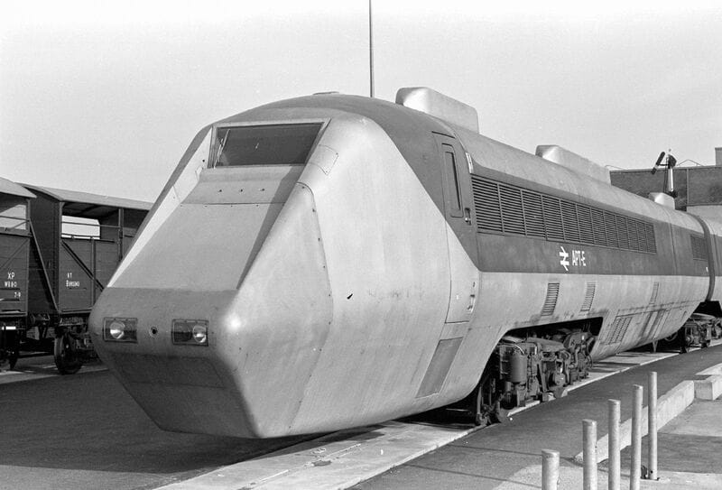 A black and white photo of the experimental APT-E unit